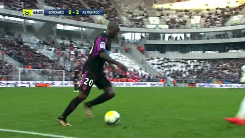 记者：伯恩利正就引进纽卡门将杜布拉夫卡进行谈判