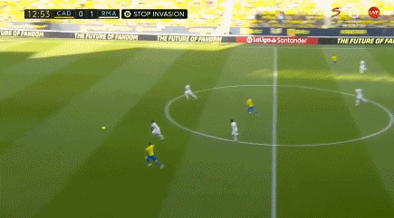 在利物浦夺冠巡游期间开车撞伤百人，肇事者被判21年半监禁（利物浦夺冠游行酿车祸致百人受伤，肇事司机获刑21年半）