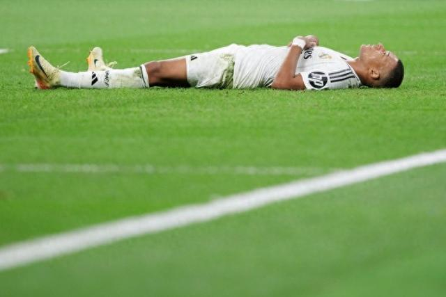 斯基拉：尤文将在周末派出球探考察焦瓦内和贝尔纳韦