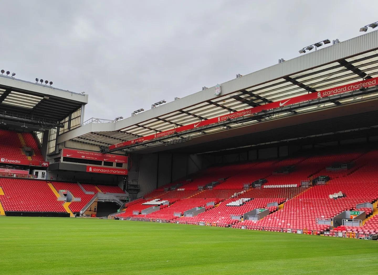 恩德里克租借加盟里昂，姆巴佩社媒留言：加油兄弟，祝你好运（恩德里克租借投里昂，姆巴佩社媒发文送祝福：加油兄弟，祝你好运）