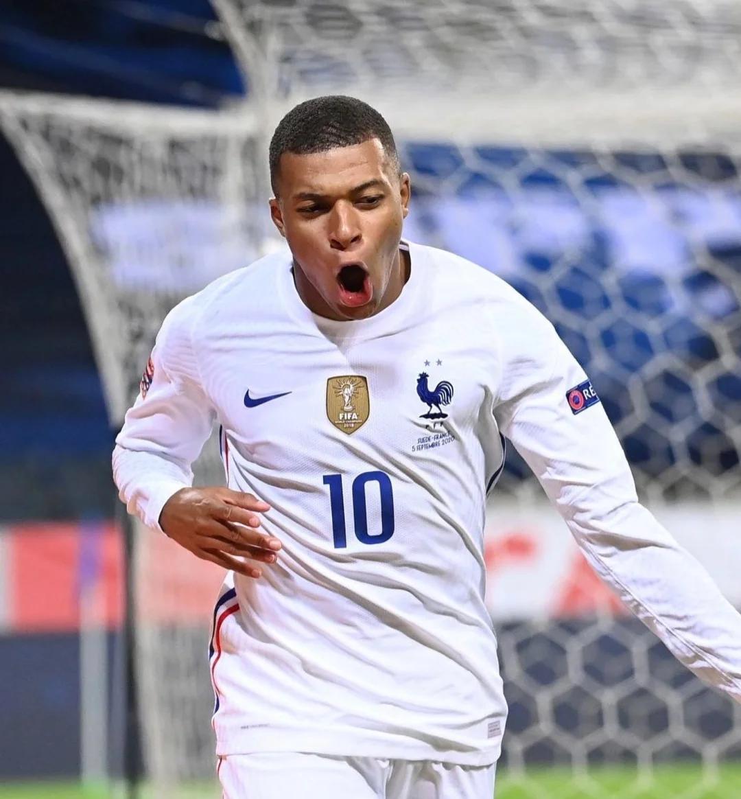 1-0，24岁热苏斯一剑封喉，率队掀翻狼队，拒绝英超2连败