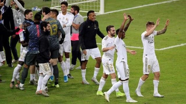 欧冠战报：孔德双响，克瑙夫破门，巴塞罗那2-1法兰克福