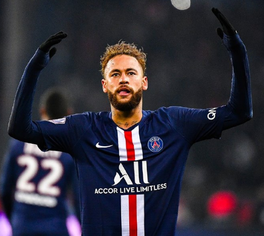 丹麦主帅：霍伊伦已完全恢复并准备就绪，此役目标直指世界杯（丹麦主帅：霍伊伦伤愈待命，此战剑指世界杯）