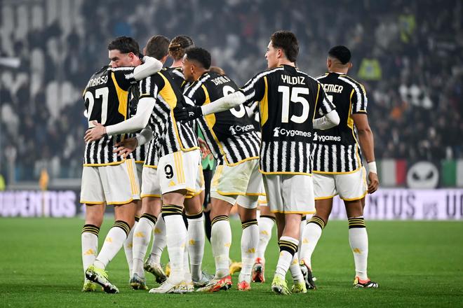 媒体面前情绪爆发，萨拉赫与利物浦会否重走C罗与曼联老路？