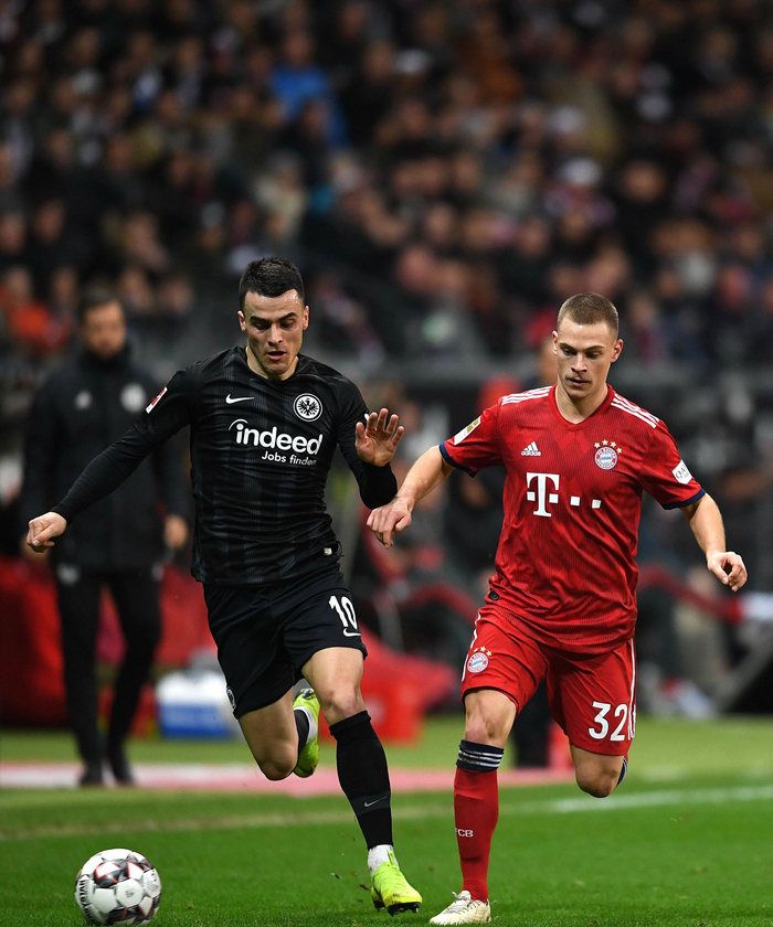 就在今天，12月8日凌晨！中超传来了青岛西海岸、武汉三镇和海港的新消息（12月8日凌晨，中超最新动态：青岛西海岸、武汉三镇与海港传来新进展）