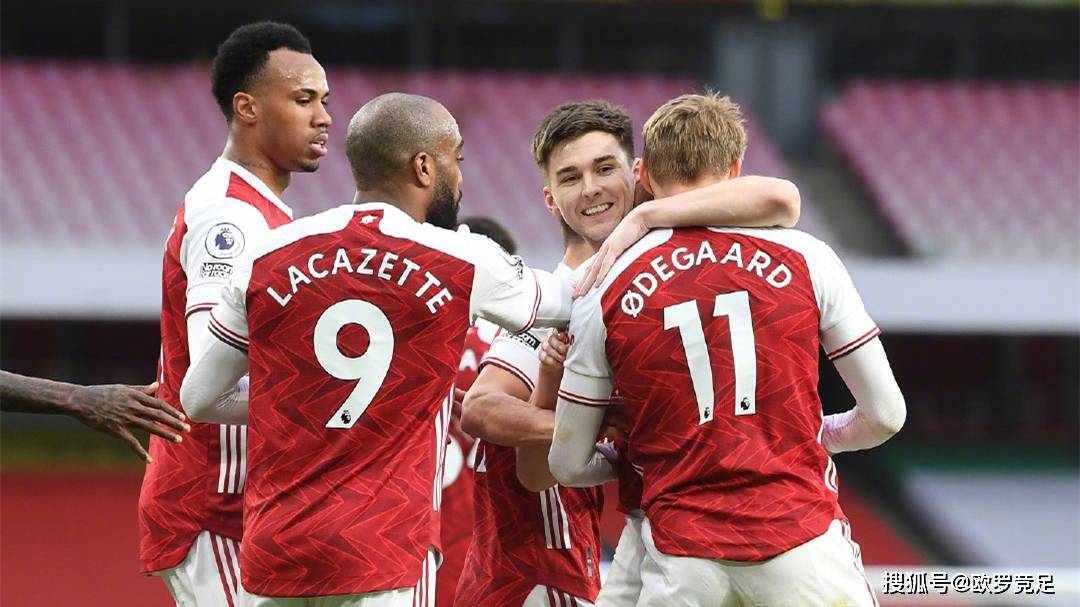 舍甫琴科：AC米兰本赛季有能力问鼎意甲，莱奥还有提升空间