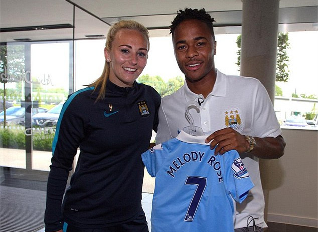 曼联近9场英超仅1负，4胜3平状态回升