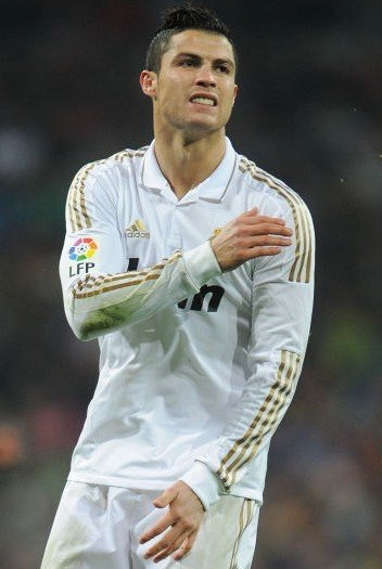 跟队记者：普利希奇参加部分合练，明天将决定他能否参赛